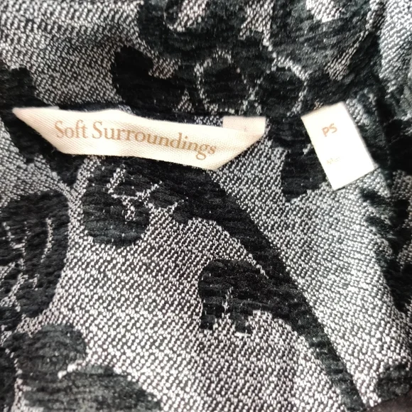 Soft Surroundings Coat Black Chenille Damask PS